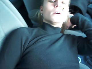 Amazingly wild blonde is getting penetrated deep in the car